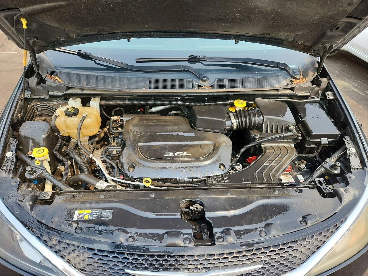 2017 CHRYSLER PACIFICA