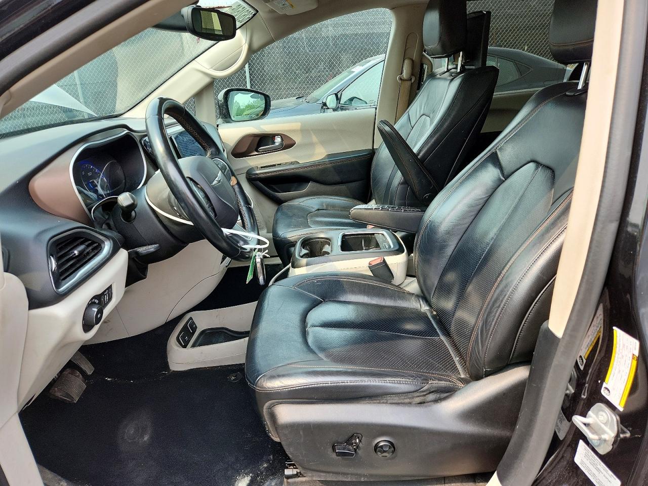 2017 CHRYSLER PACIFICA