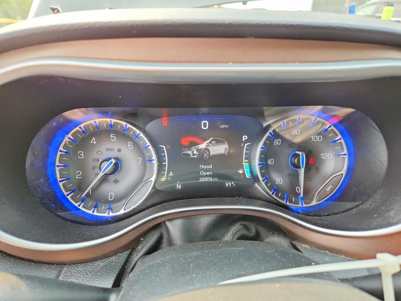 2017 CHRYSLER PACIFICA
