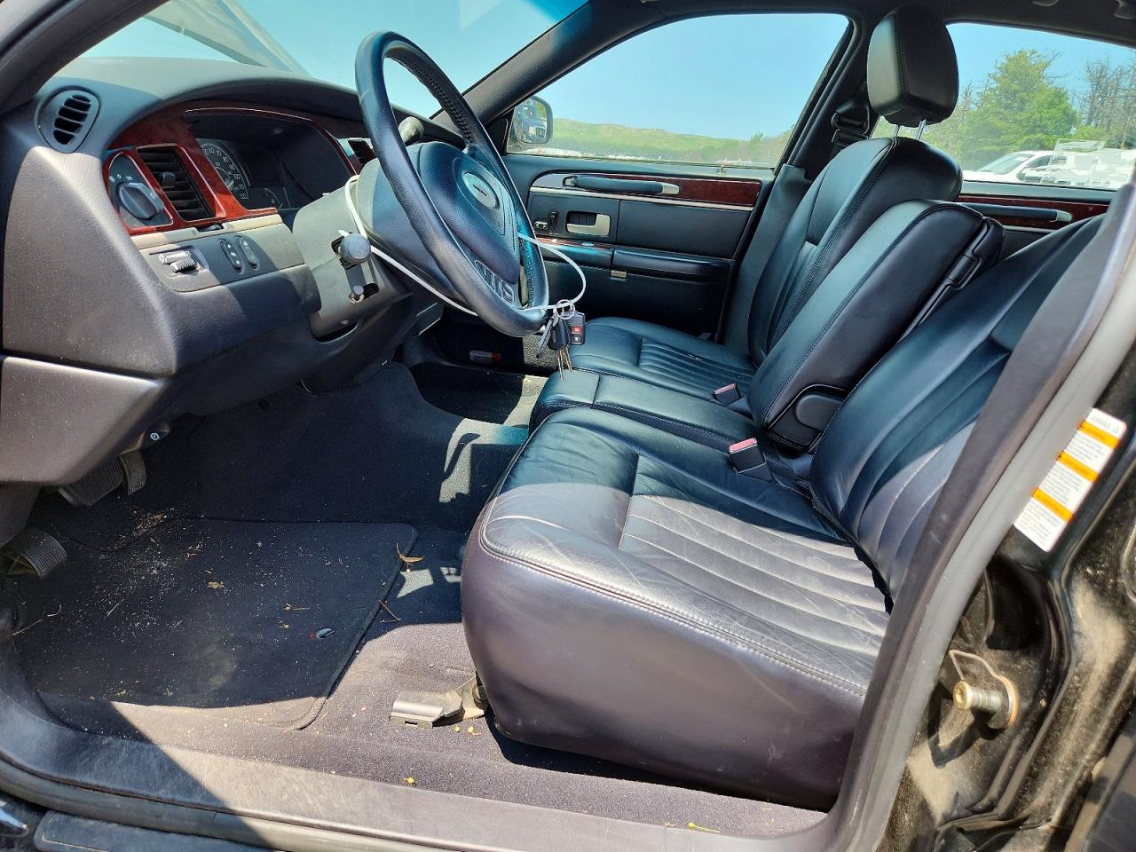 2004 LINCOLN TOWNCAR