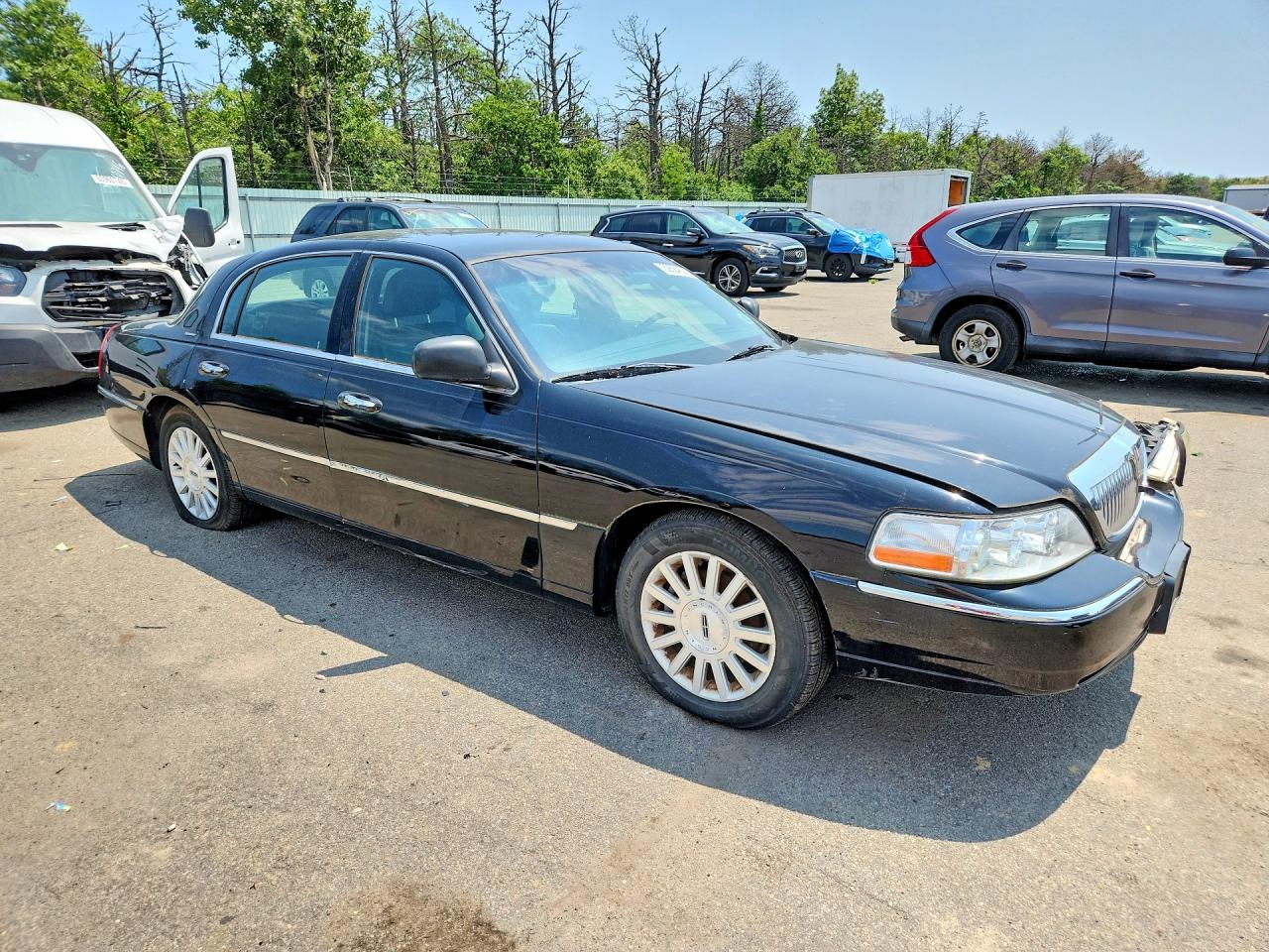 2004 LINCOLN TOWNCAR