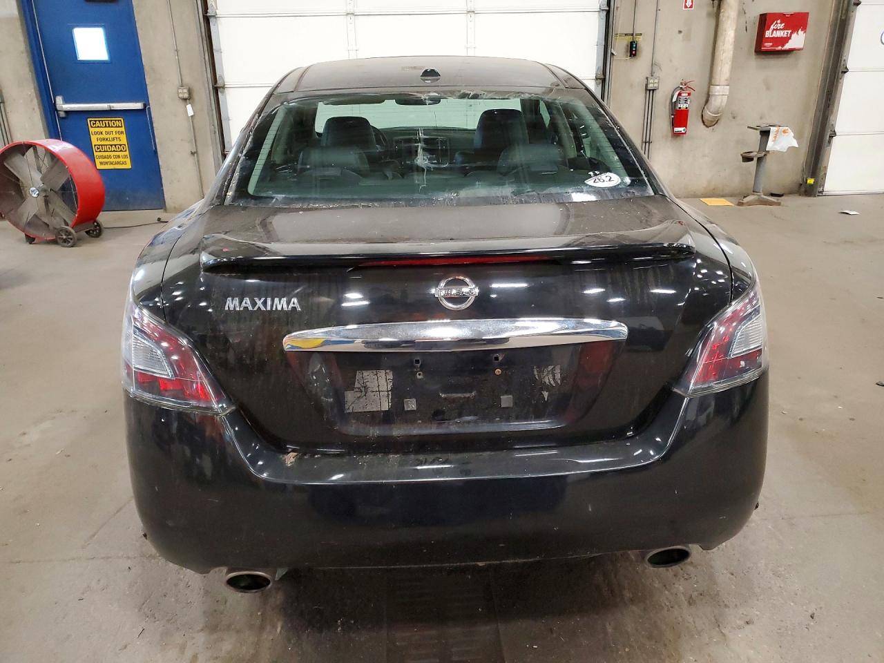 2012 NISSAN MAXIMA