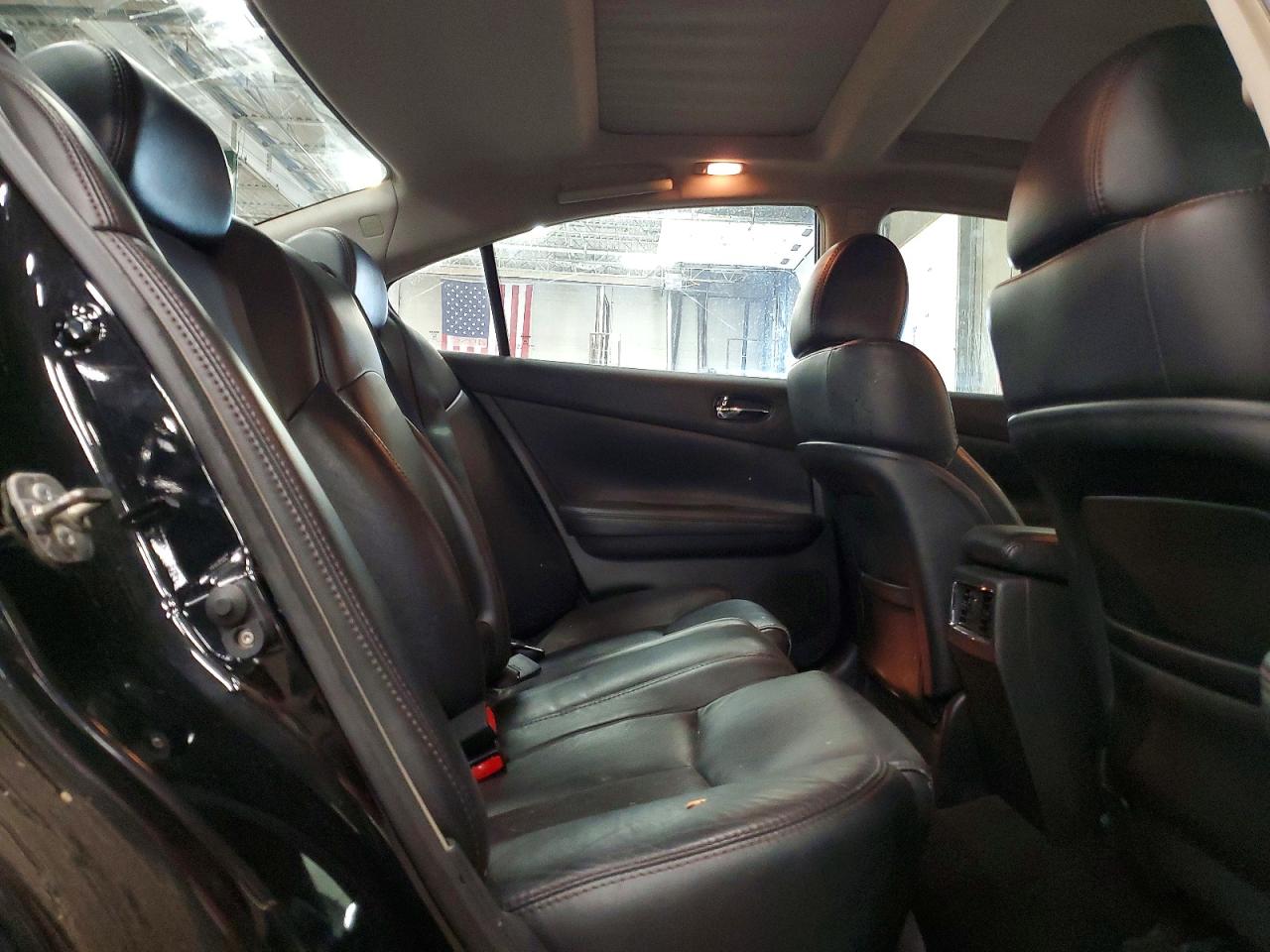 2012 NISSAN MAXIMA