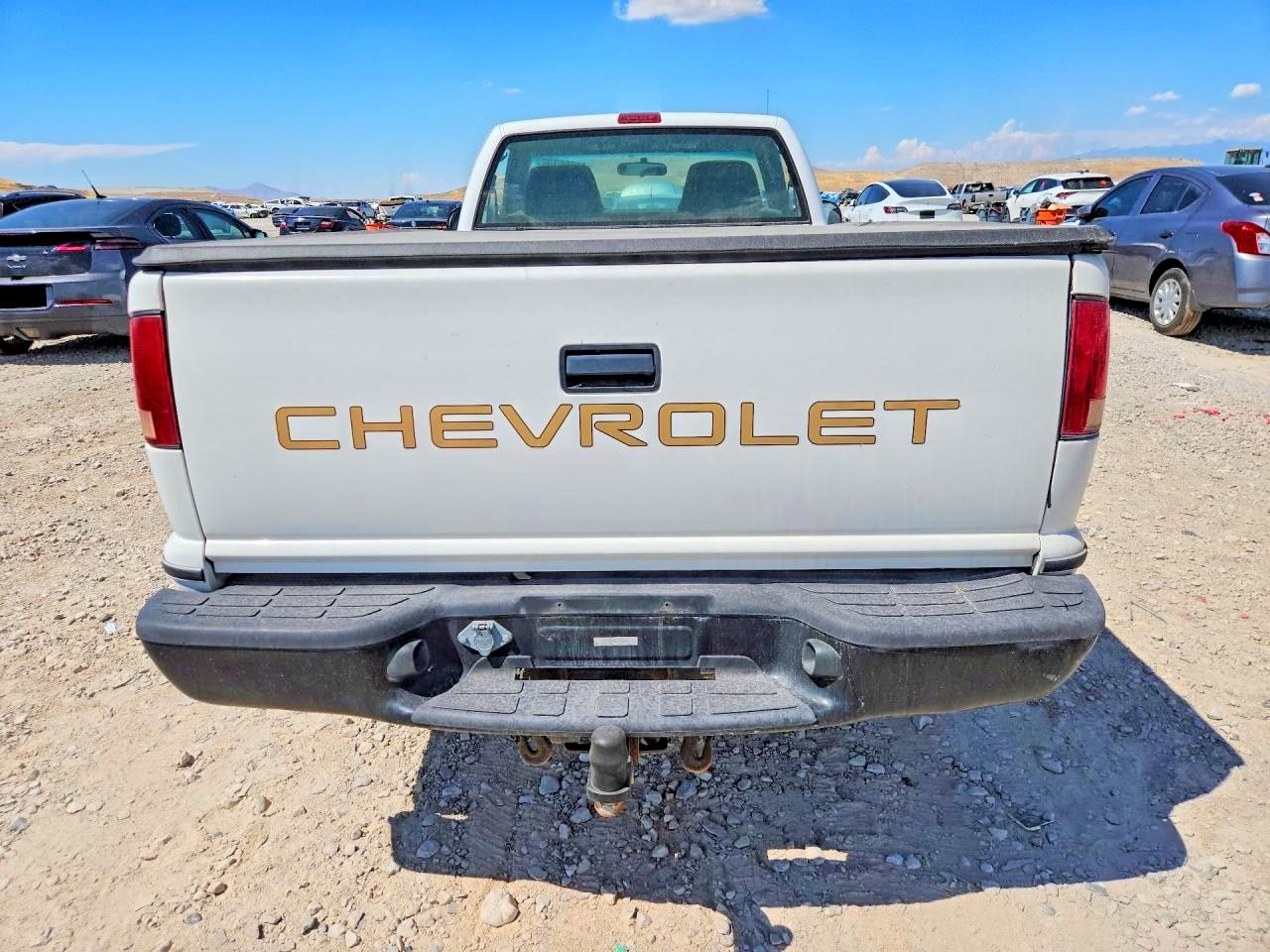 2000 CHEVROLET S10