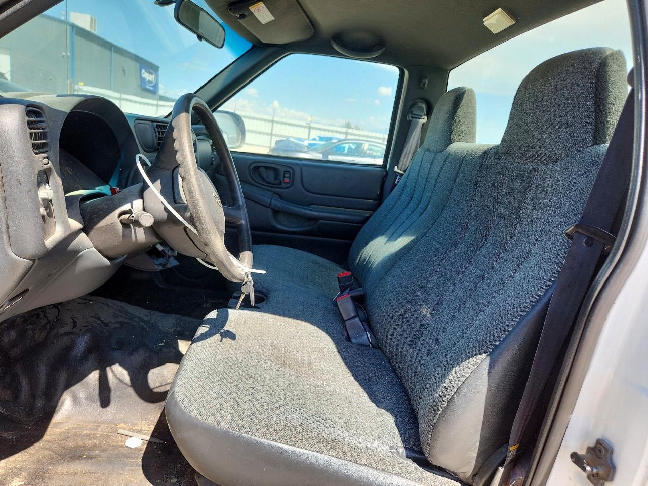 2000 CHEVROLET S10