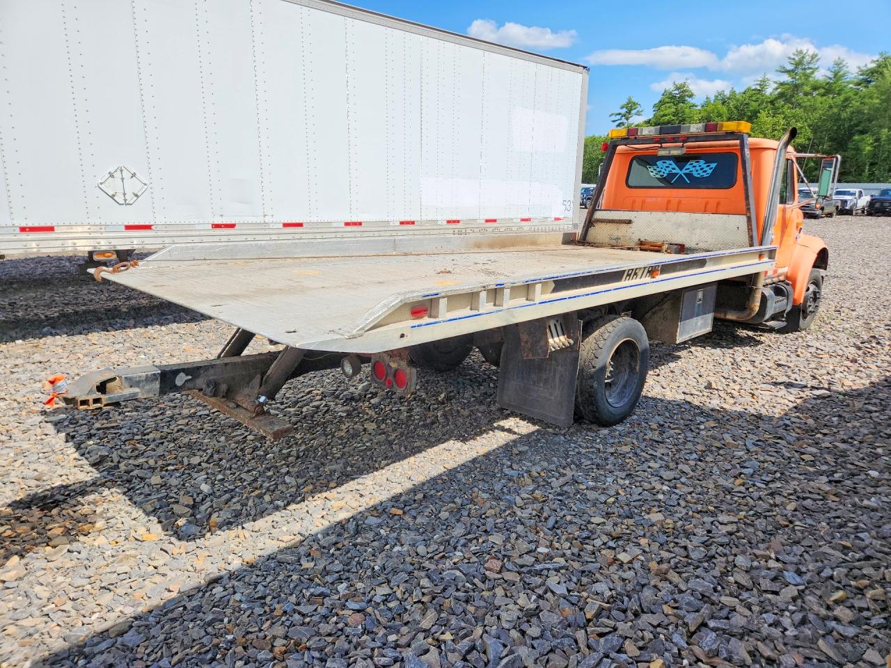 1998 INTERNATIONAL 4000 SERIE