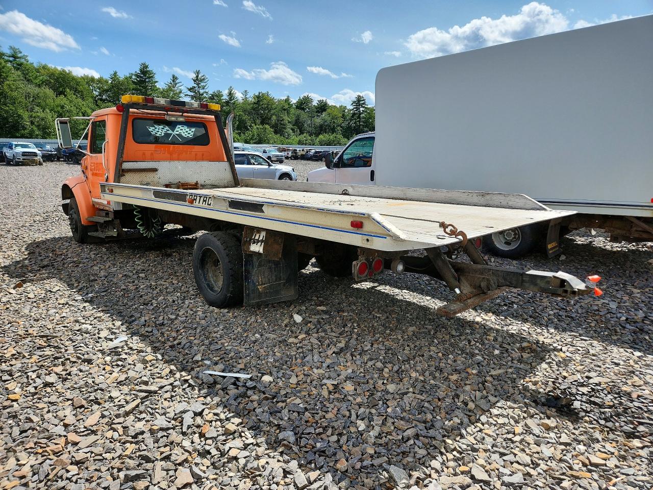 1998 INTERNATIONAL 4000 SERIE