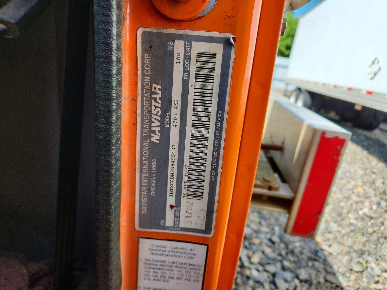 1998 INTERNATIONAL 4000 SERIE