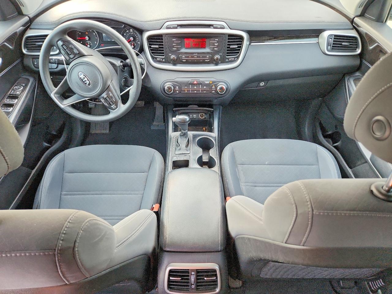 2017 KIA SORENTO