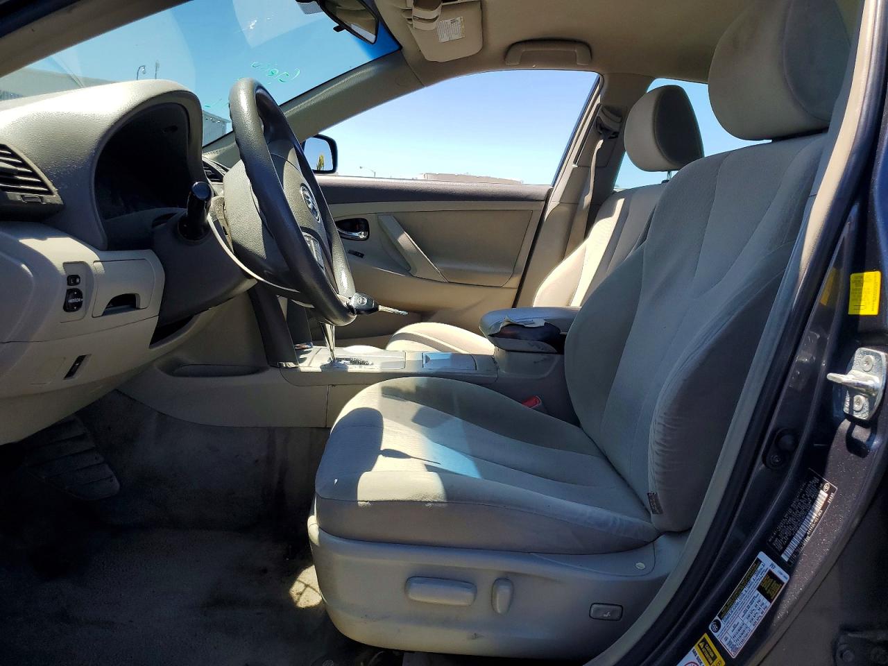 2011 TOYOTA CAMRY