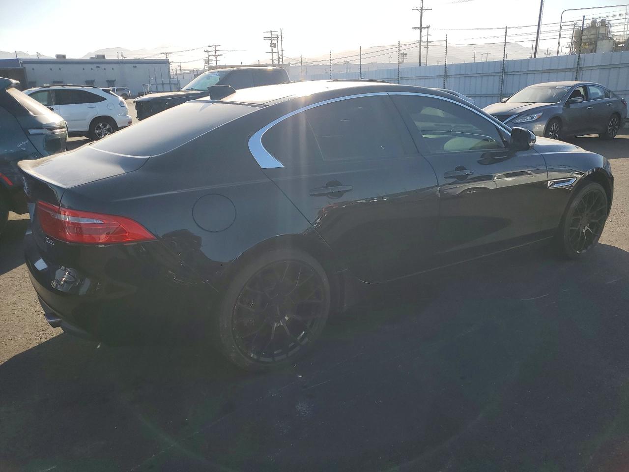 2017 JAGUAR XE