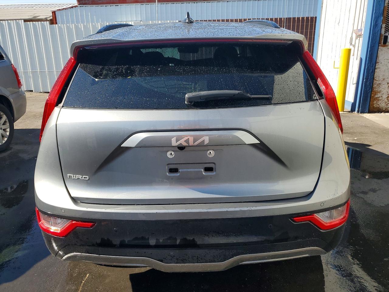 2023 KIA NIRO