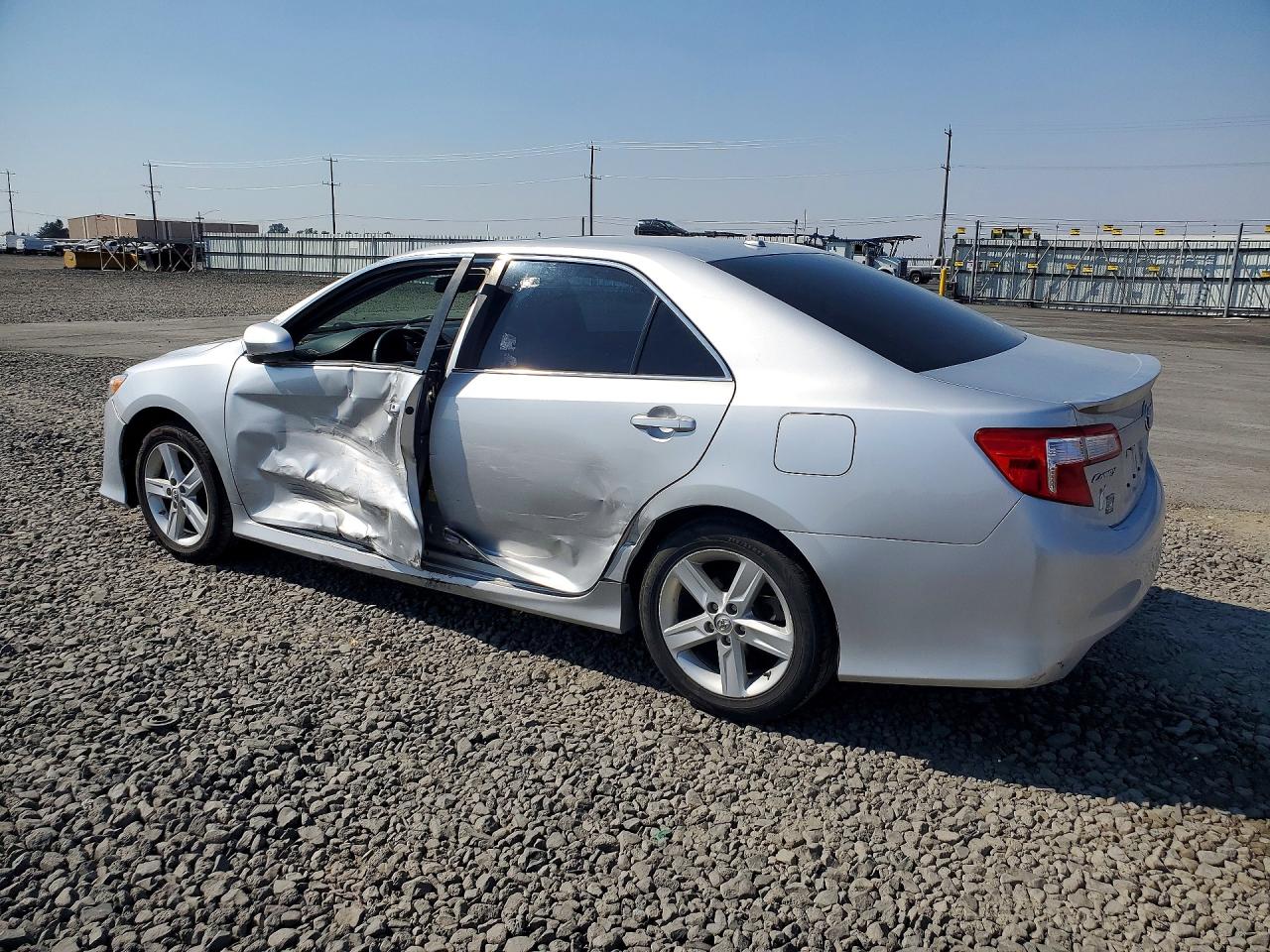 2013 TOYOTA CAMRY