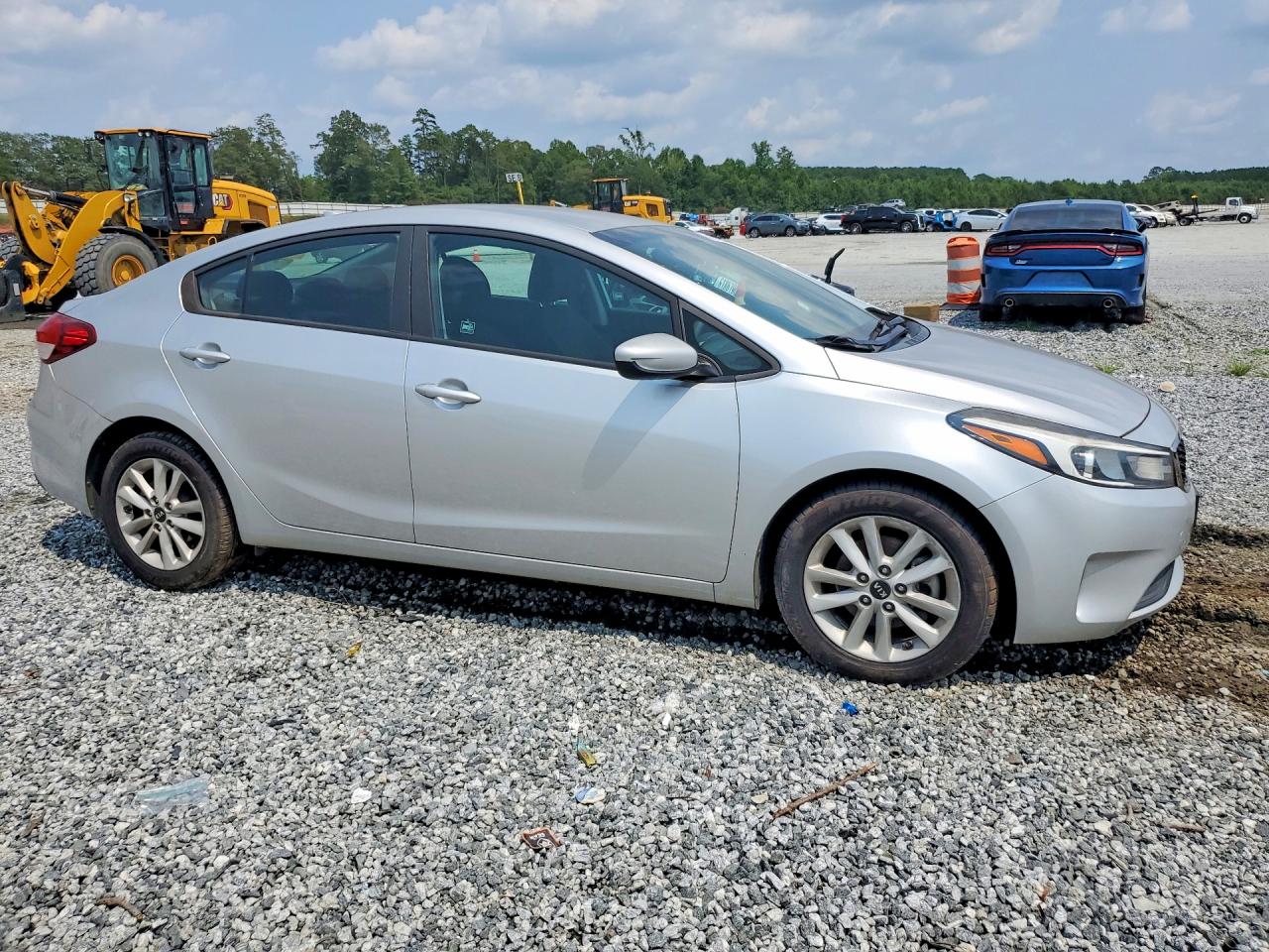 2017 KIA FORTE