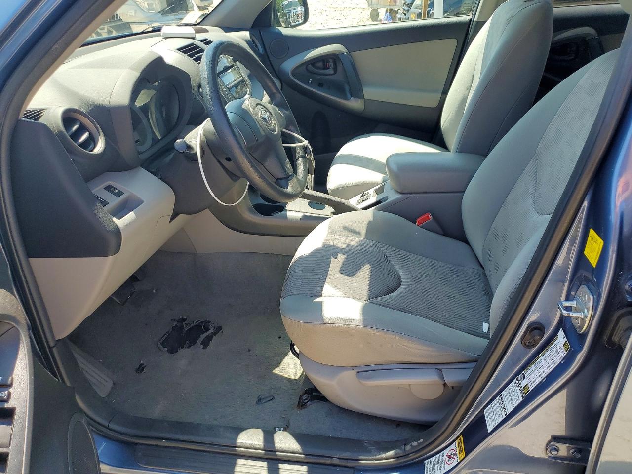 2011 TOYOTA RAV4