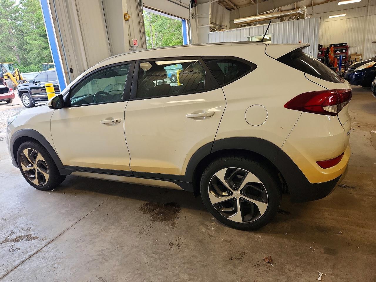 2017 HYUNDAI TUCSON