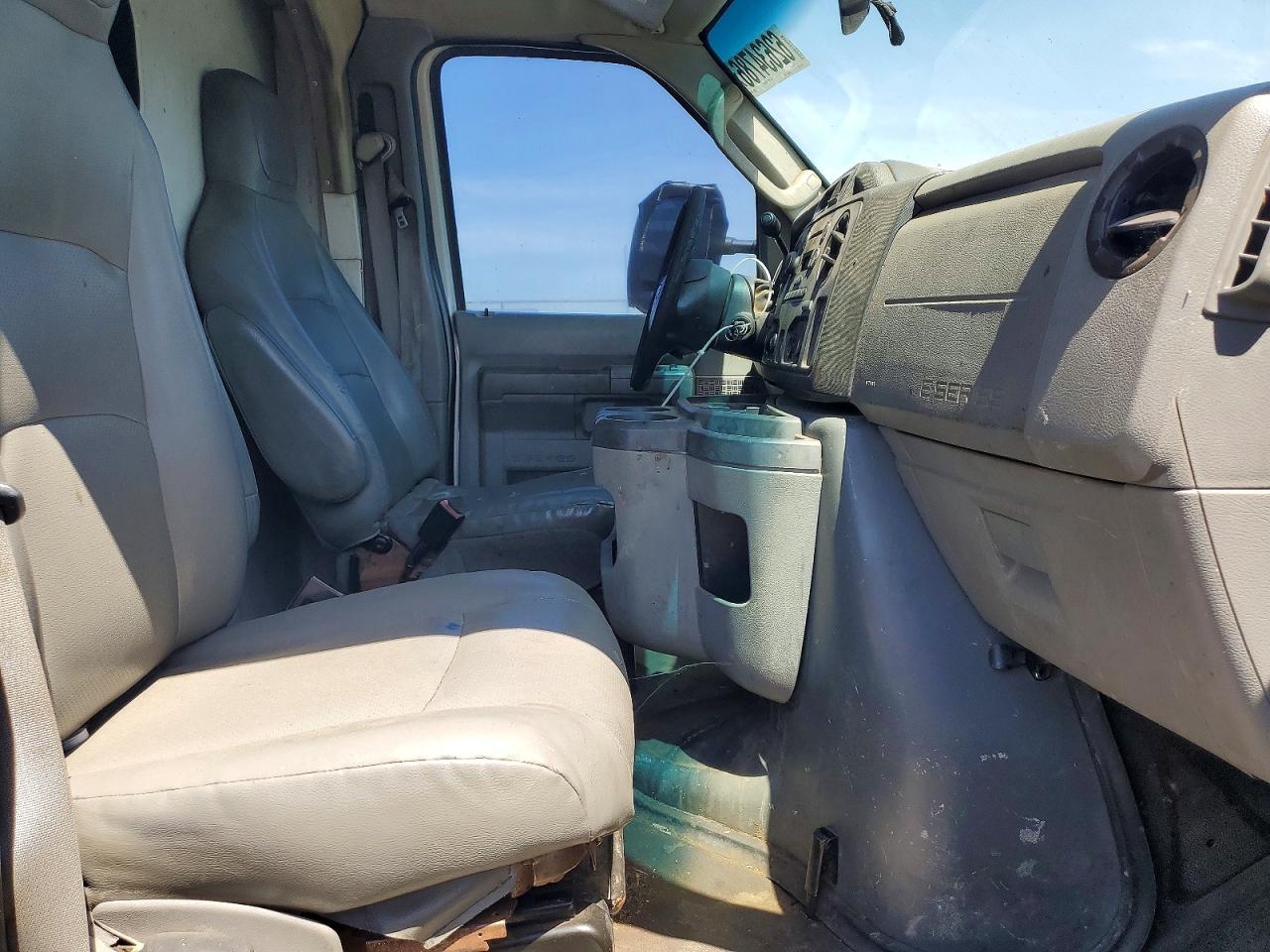 2013 FORD ECONOLINE