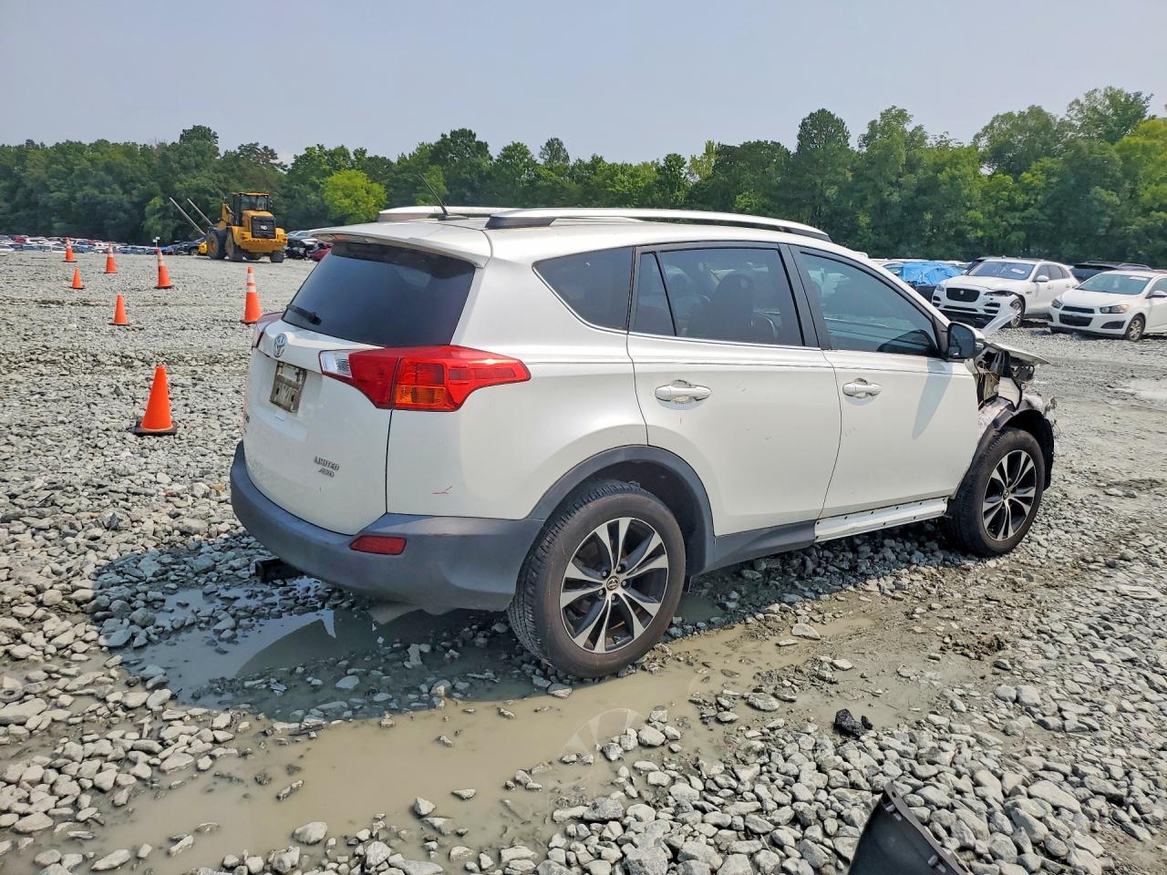 2015 TOYOTA RAV4