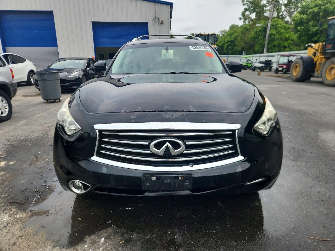 2016 INFINITI QX70