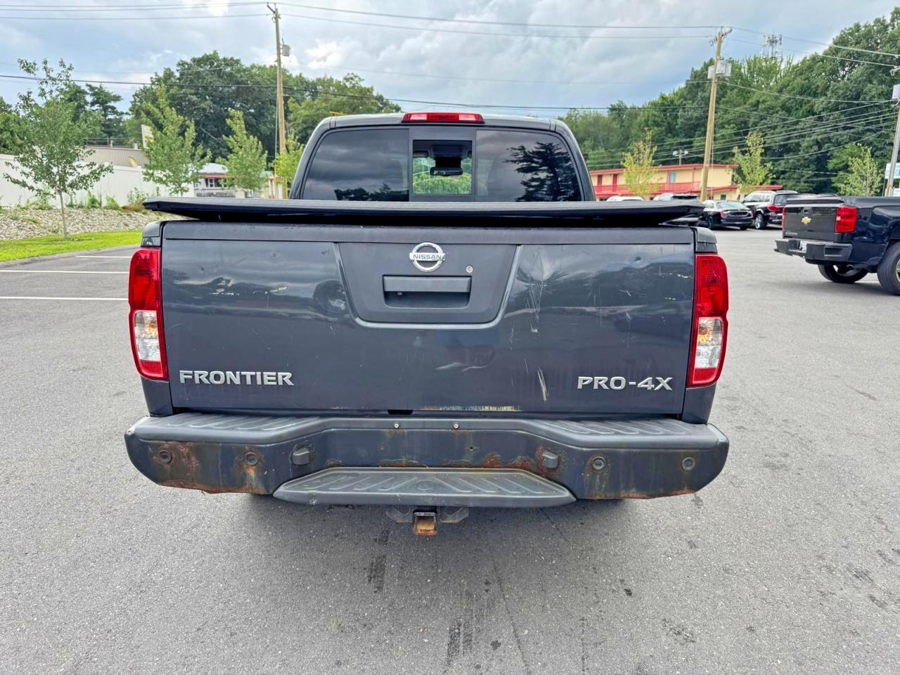 2015 NISSAN FRONTIER