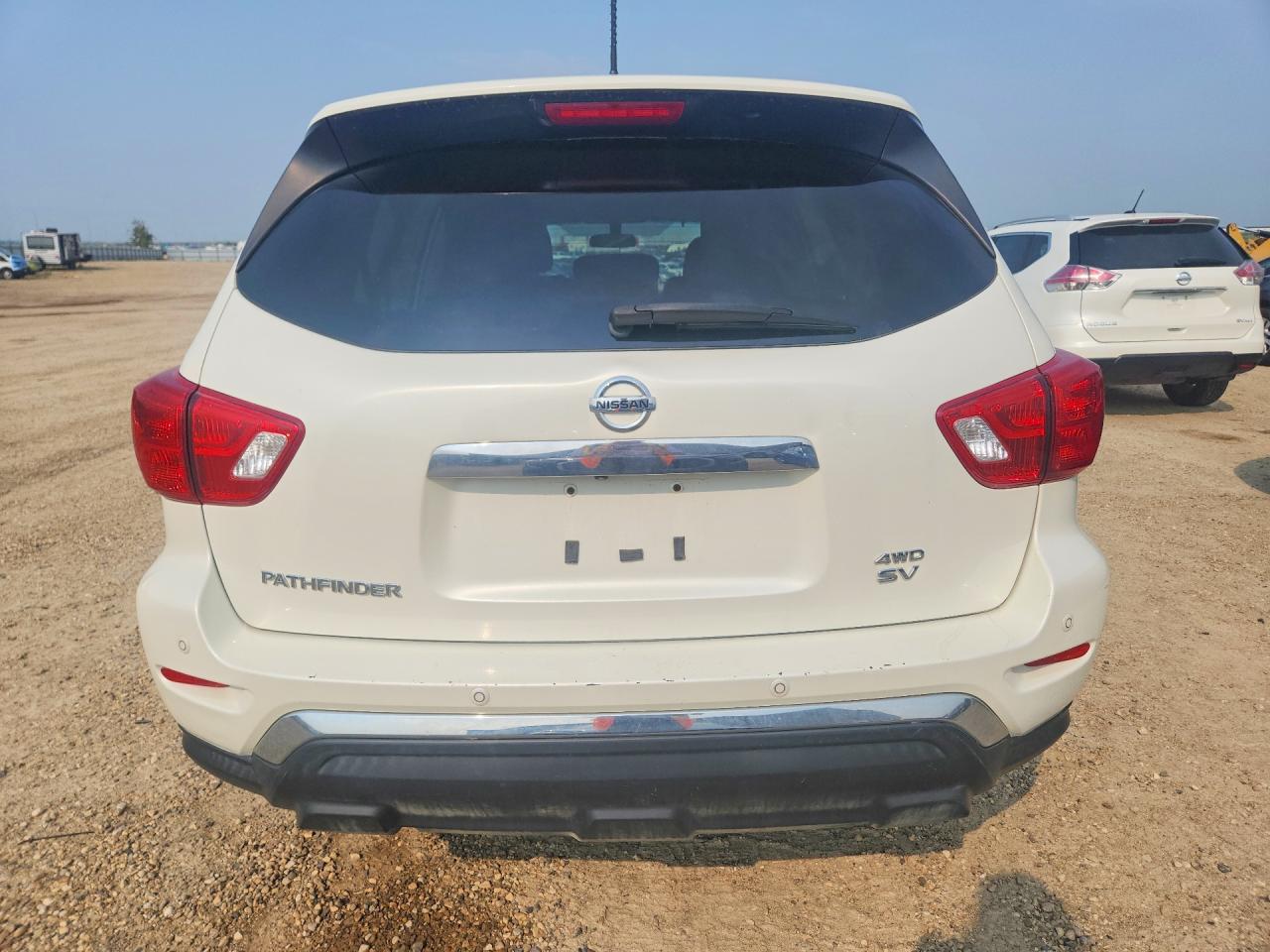 2017 NISSAN PATHFINDER
