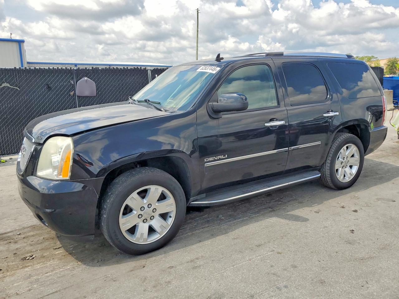 2012 GMC YUKON