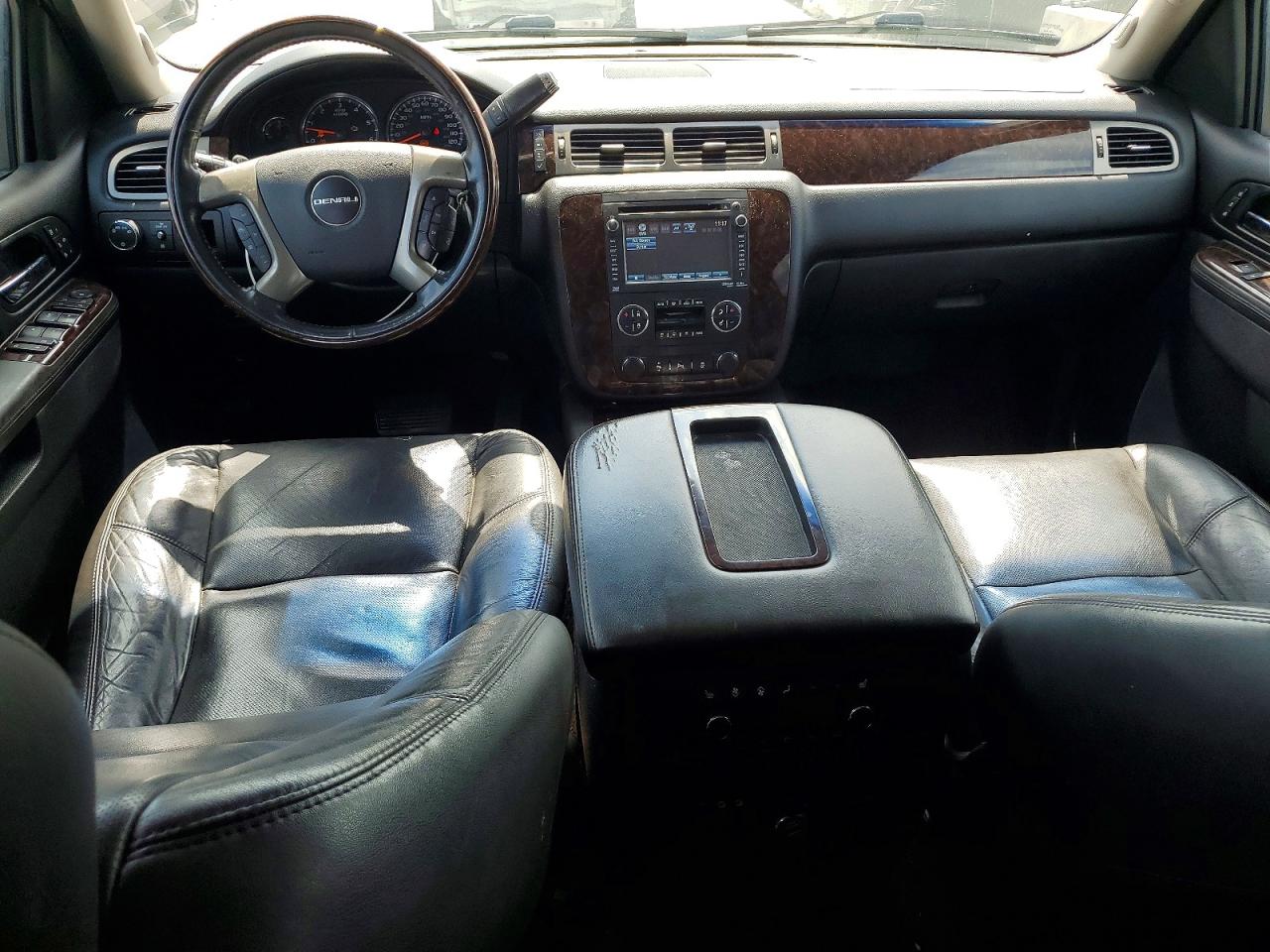 2012 GMC YUKON