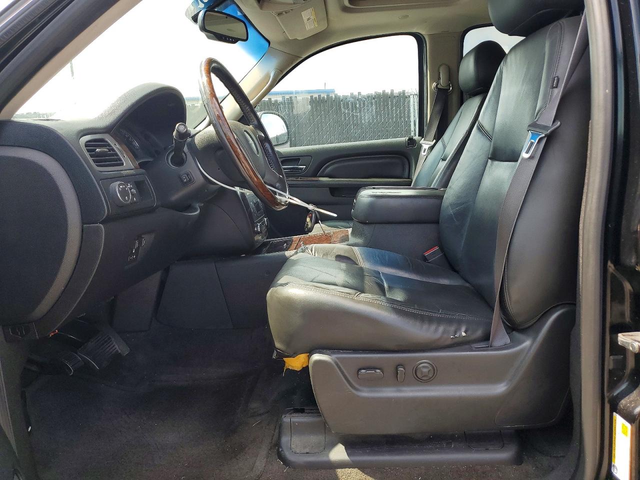 2012 GMC YUKON