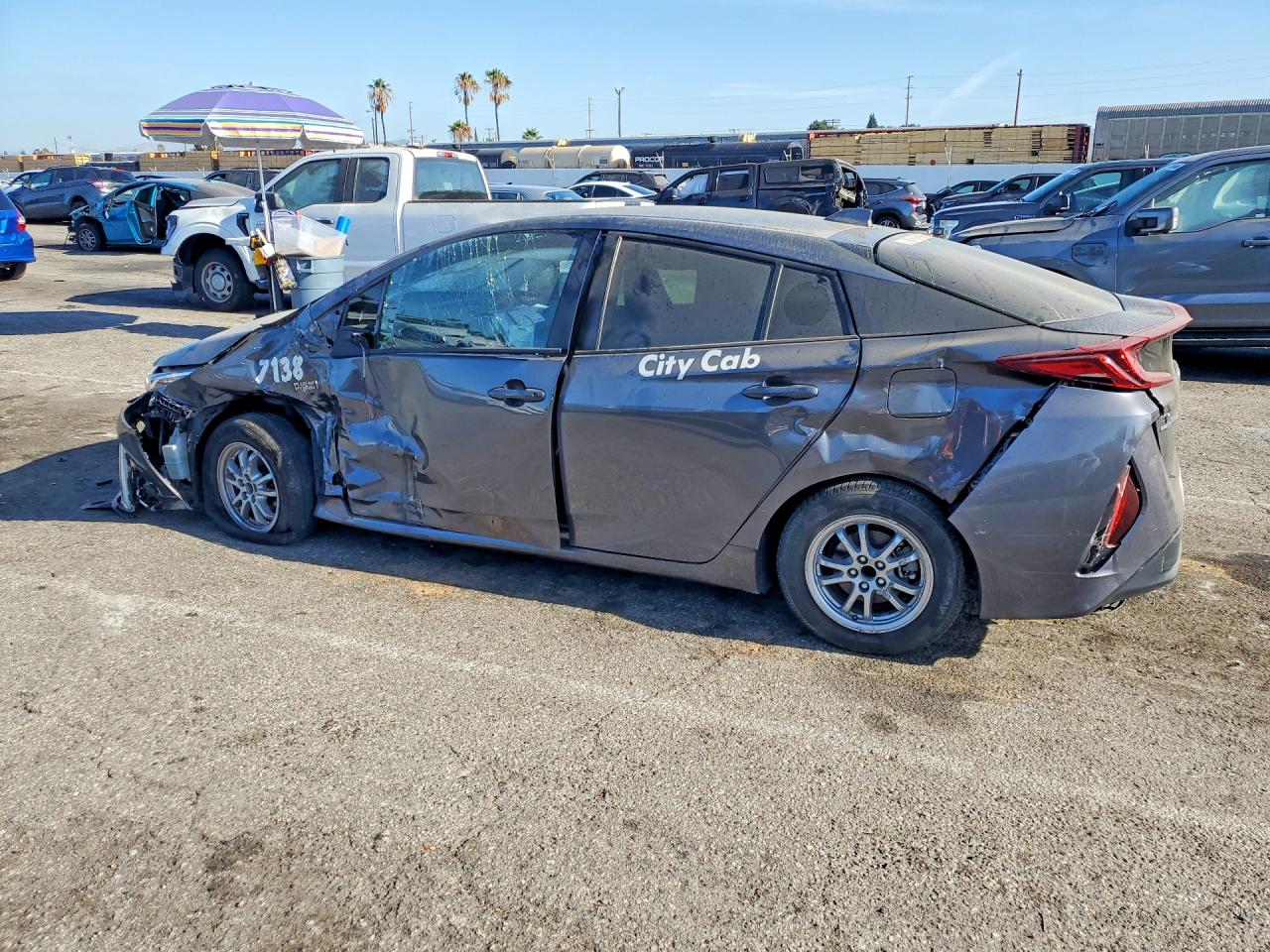 2022 TOYOTA PRIUS