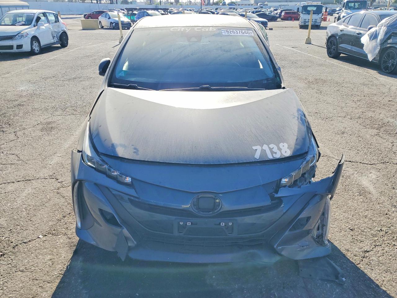 2022 TOYOTA PRIUS