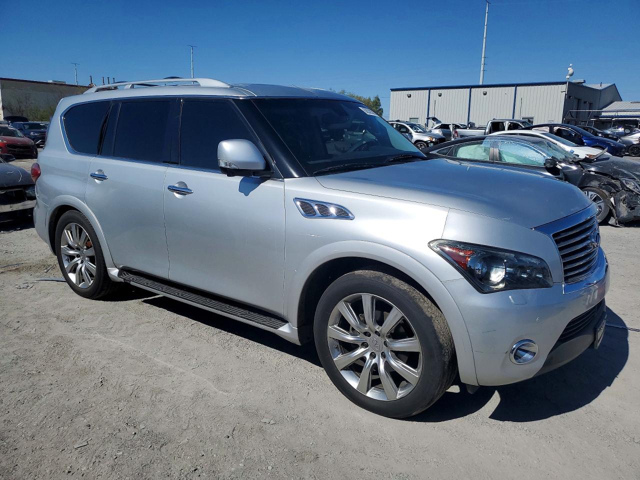 2012 INFINITI QX56