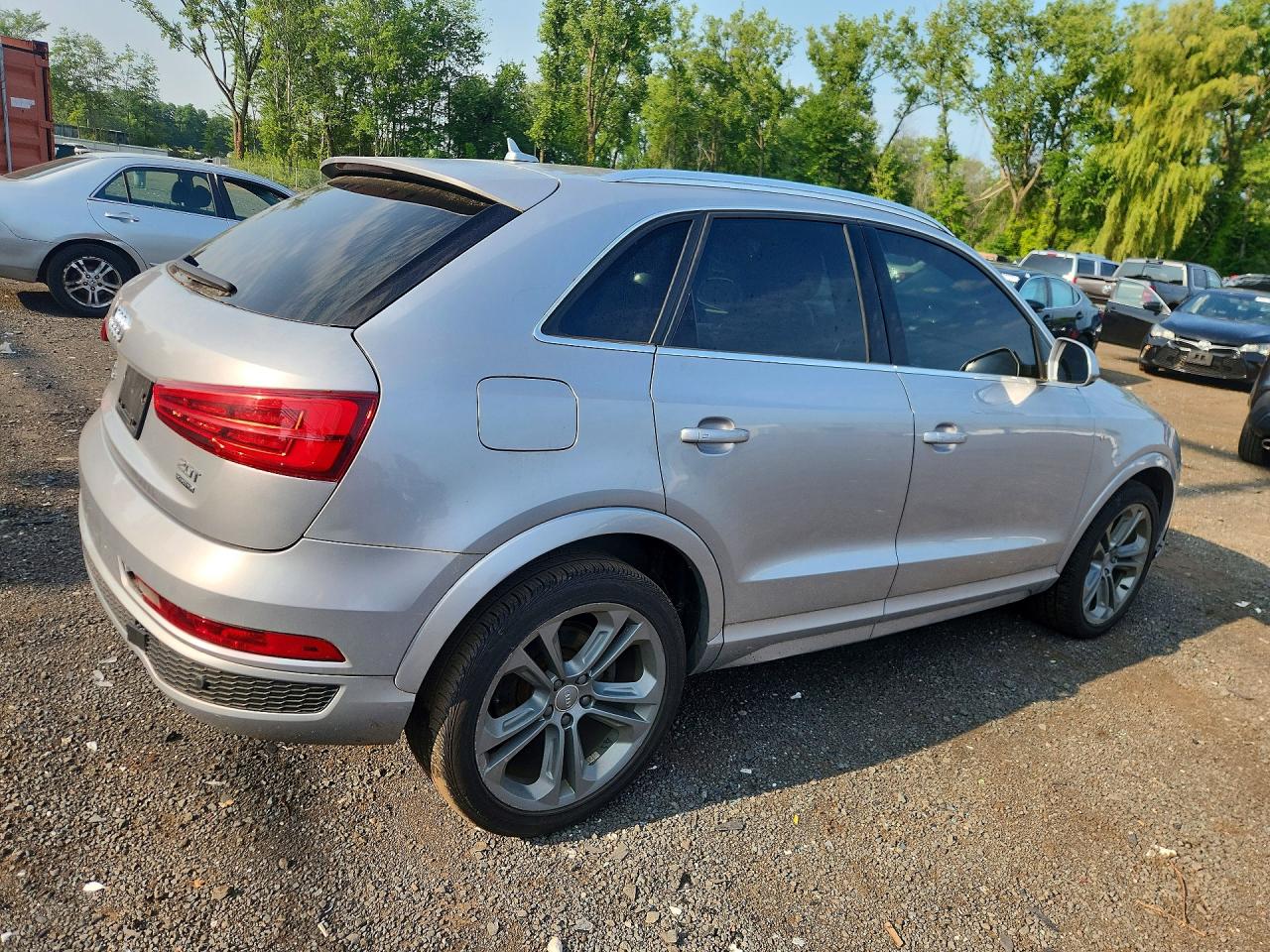 2016 AUDI Q3