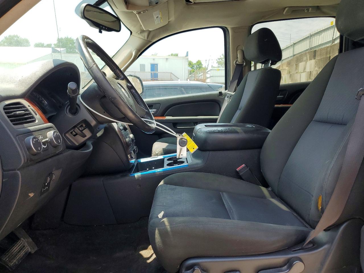 2011 CHEVROLET AVALANCHE