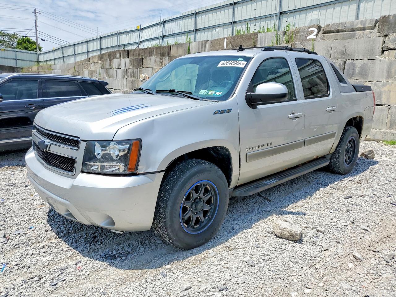 2011 CHEVROLET AVALANCHE