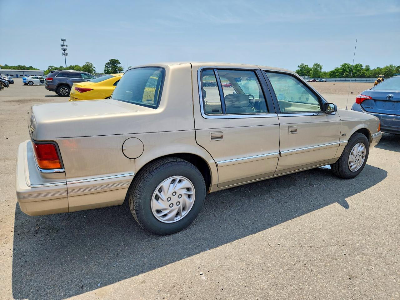 1992 DODGE SPIRIT