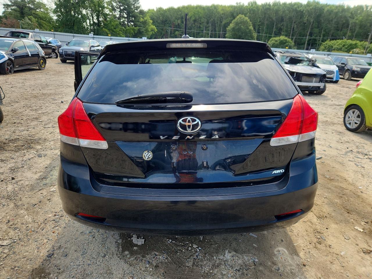 2011 TOYOTA VENZA