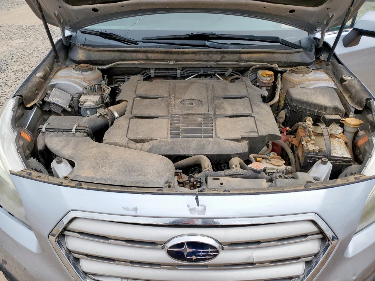 2015 SUBARU OUTBACK