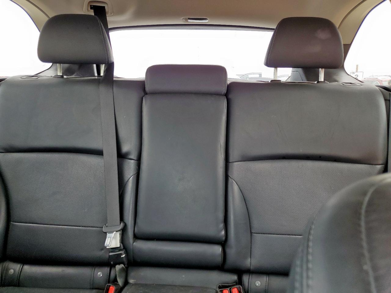 2015 SUBARU OUTBACK