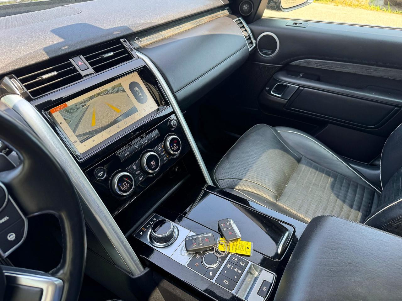2017 LAND ROVER DISCOVERY