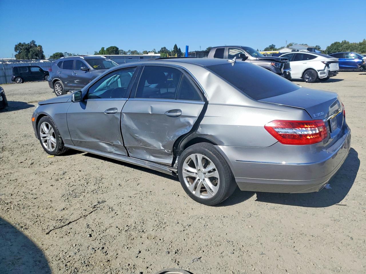 2010 MERCEDES-BENZ E-CLASS
