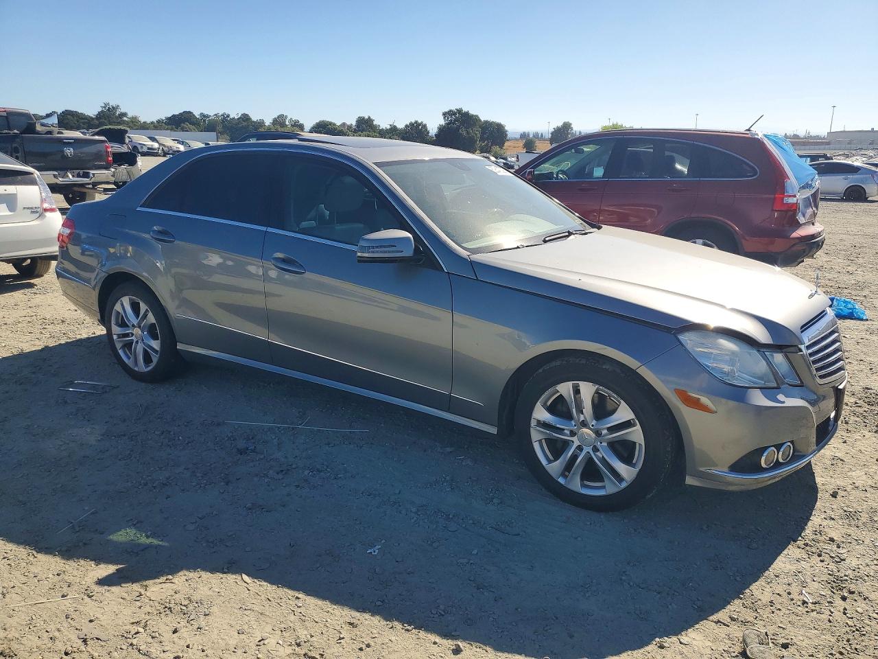 2010 MERCEDES-BENZ E-CLASS