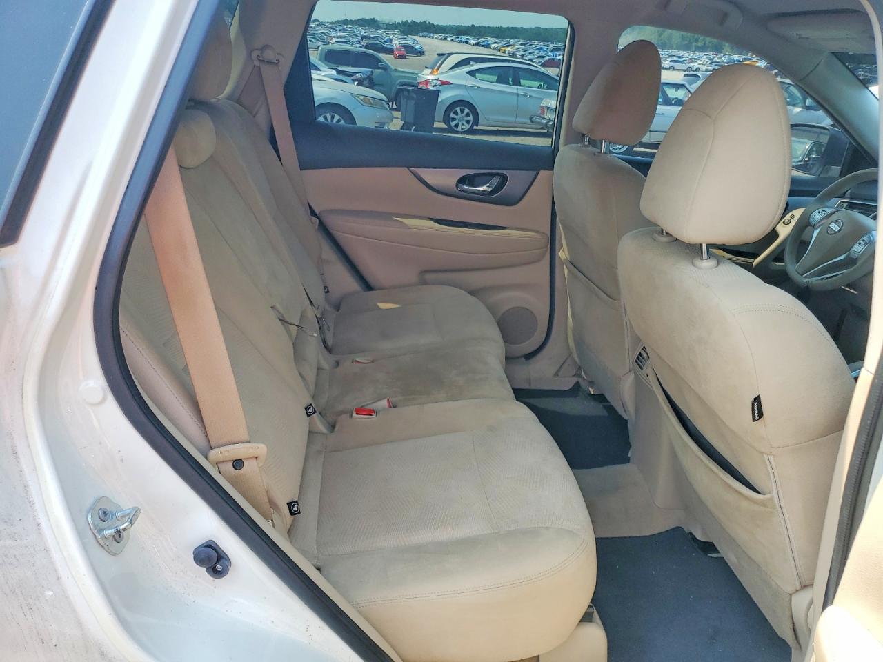 2015 NISSAN ROGUE