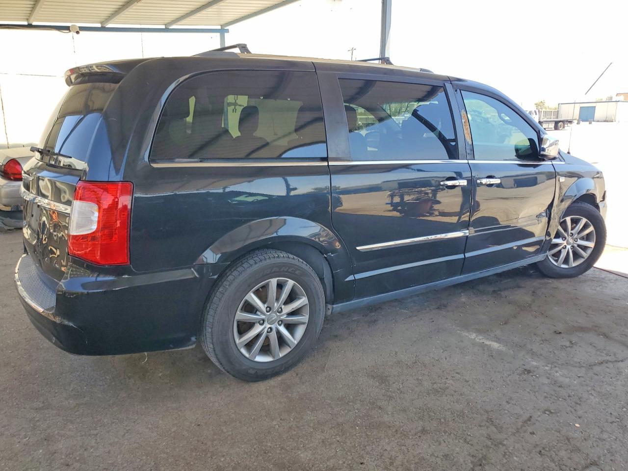 2014 CHRYSLER MINIVAN