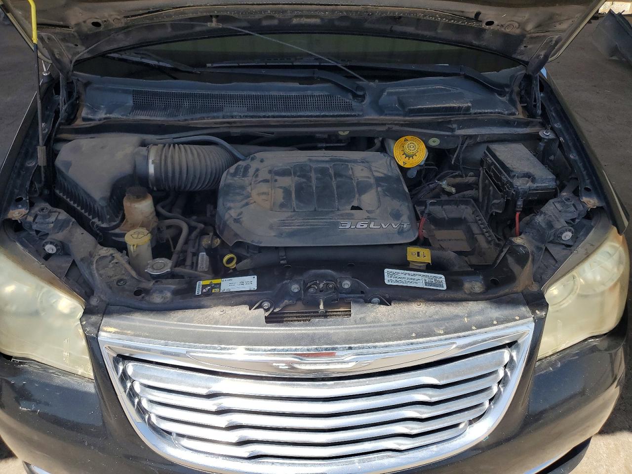 2014 CHRYSLER MINIVAN