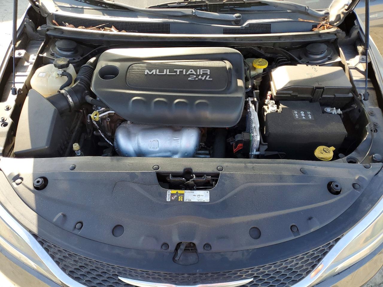 2015 CHRYSLER 200