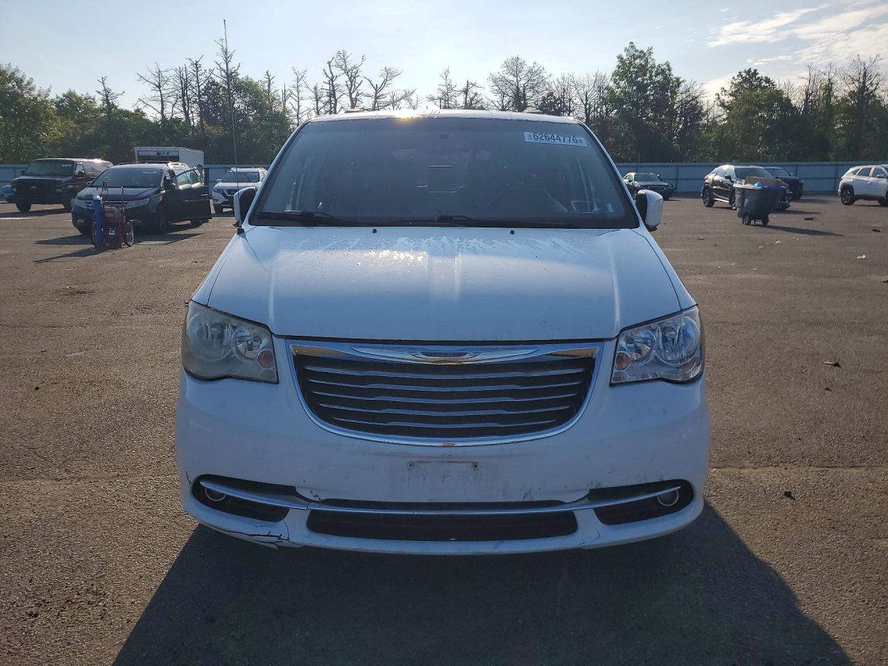 2014 CHRYSLER MINIVAN