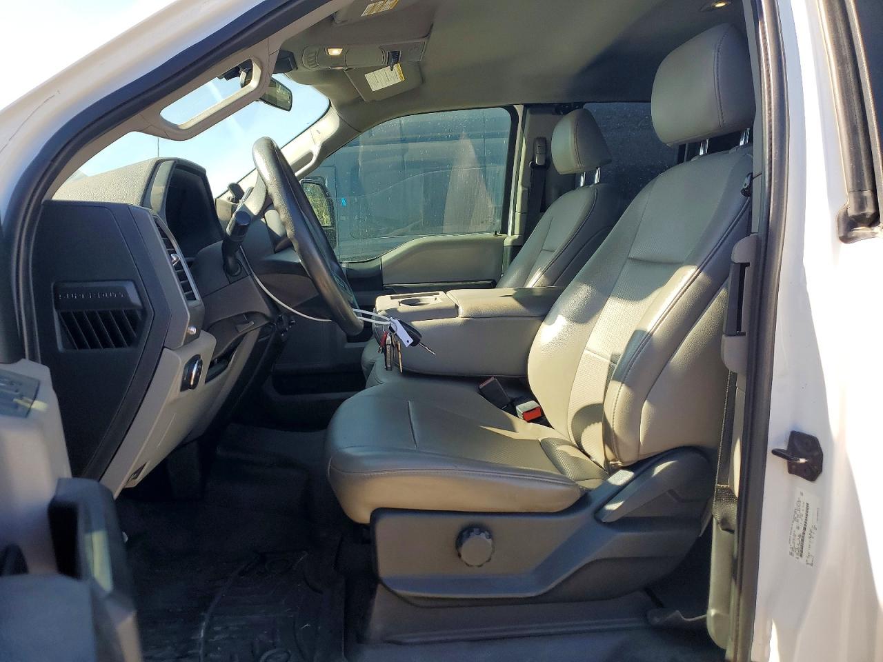 2021 FORD F350