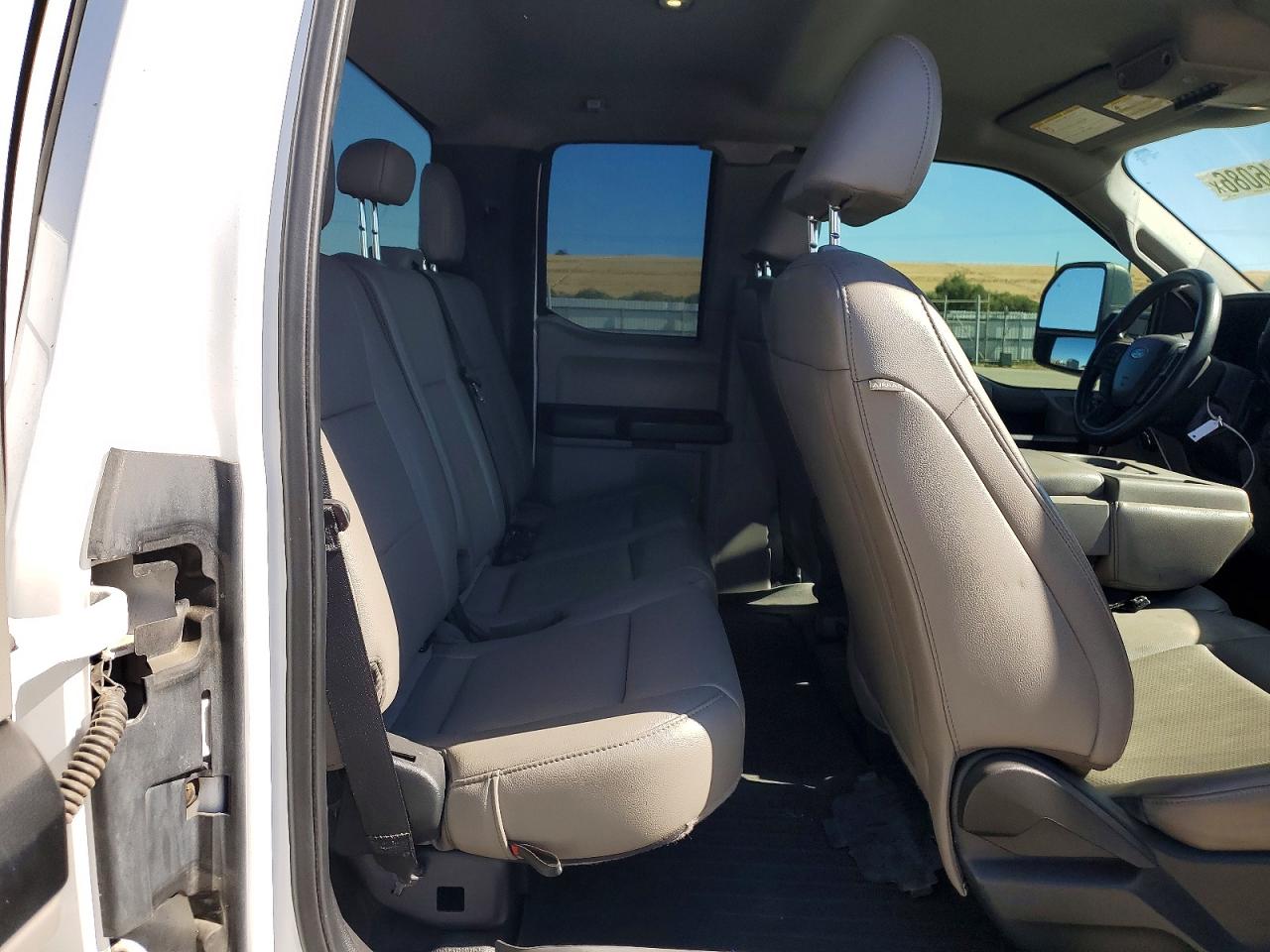 2021 FORD F350