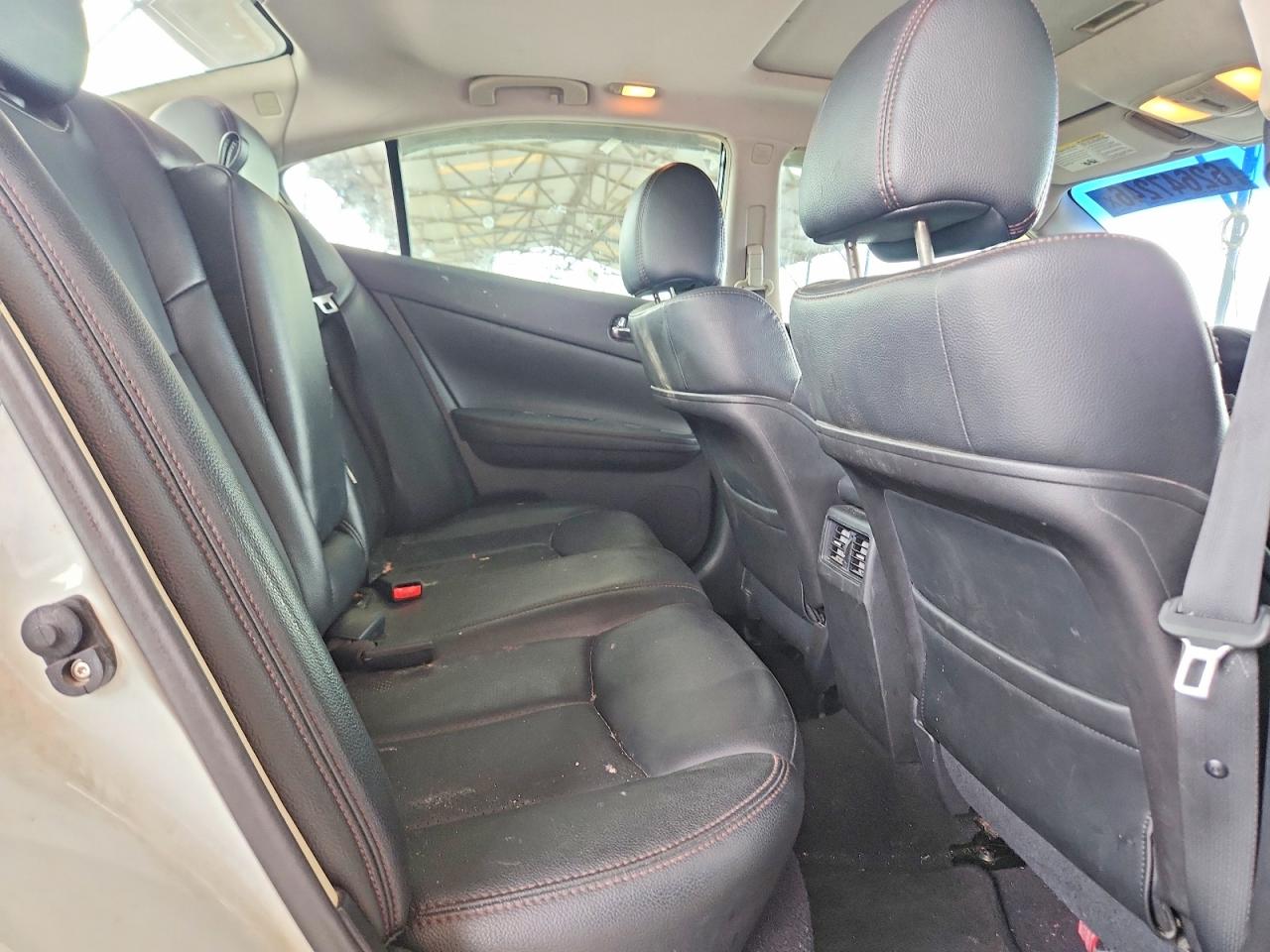 2014 NISSAN MAXIMA