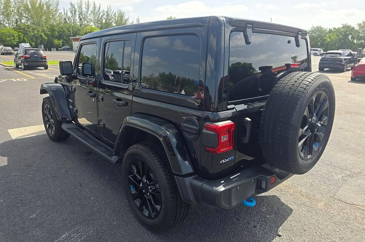 2022 JEEP WRANGLER